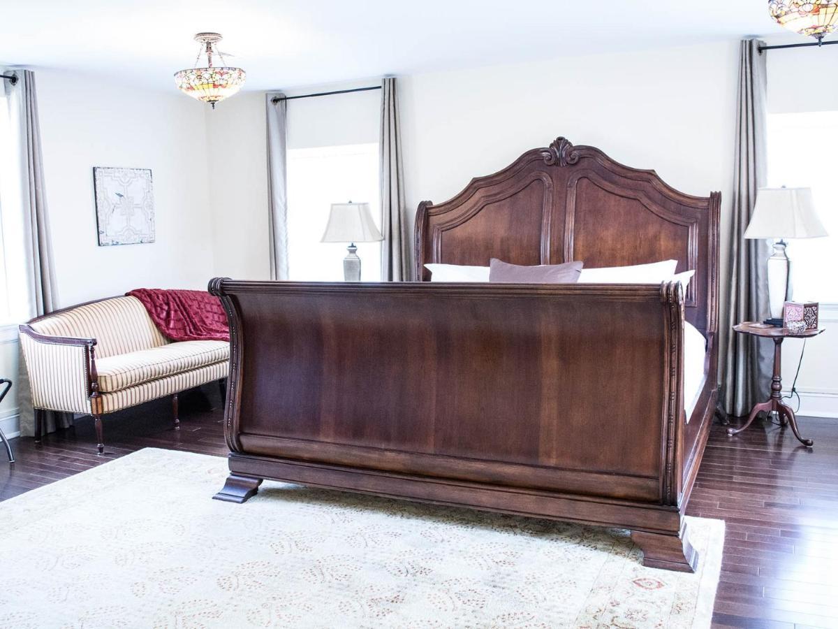 The Manor On Front Bed & Breakfast Harrisburg